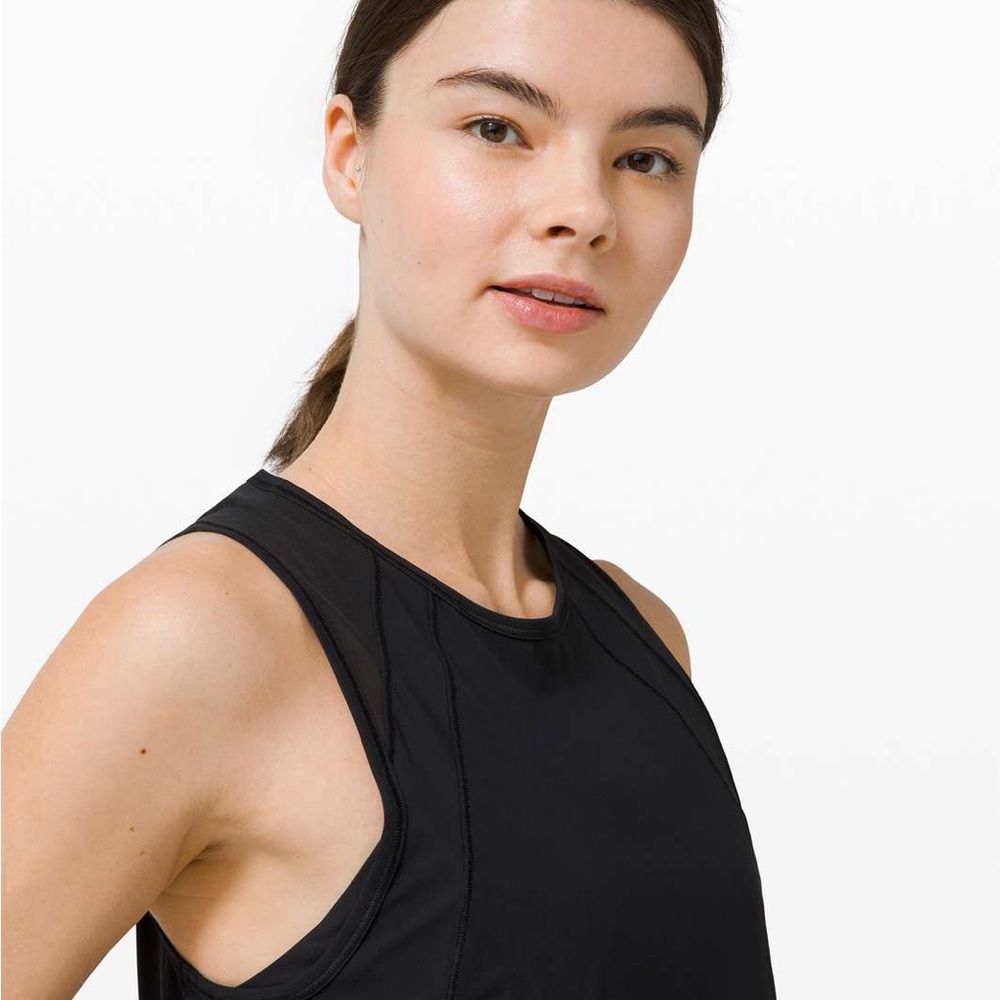 Lululemon Sculpt Tank - Picture 4 of 8